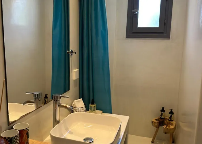 Rodi アパート パロス島